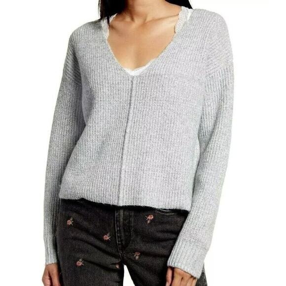 BP. Women's Weekend V-Neck Sweater in Grey Medium Heather Large MSRP $39 - Picture 1 of 2